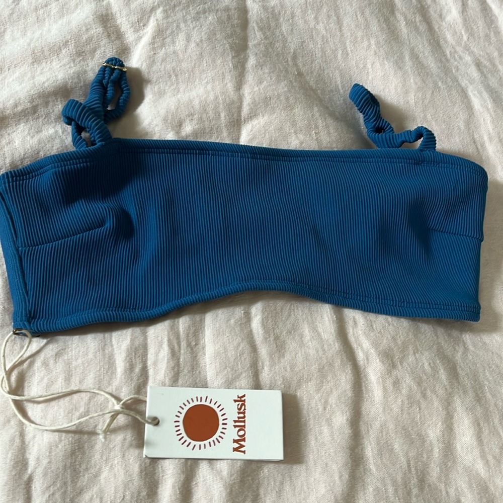 NWT. Mollusk bathing suit top size Small.